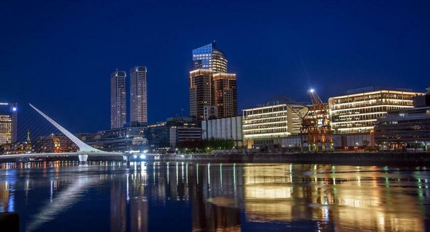 City Madero بوينس آيرس المظهر الخارجي الصورة